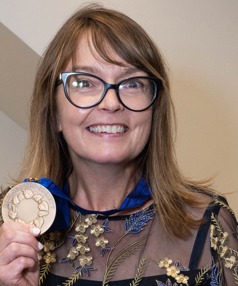 Amanda Coleman with medal