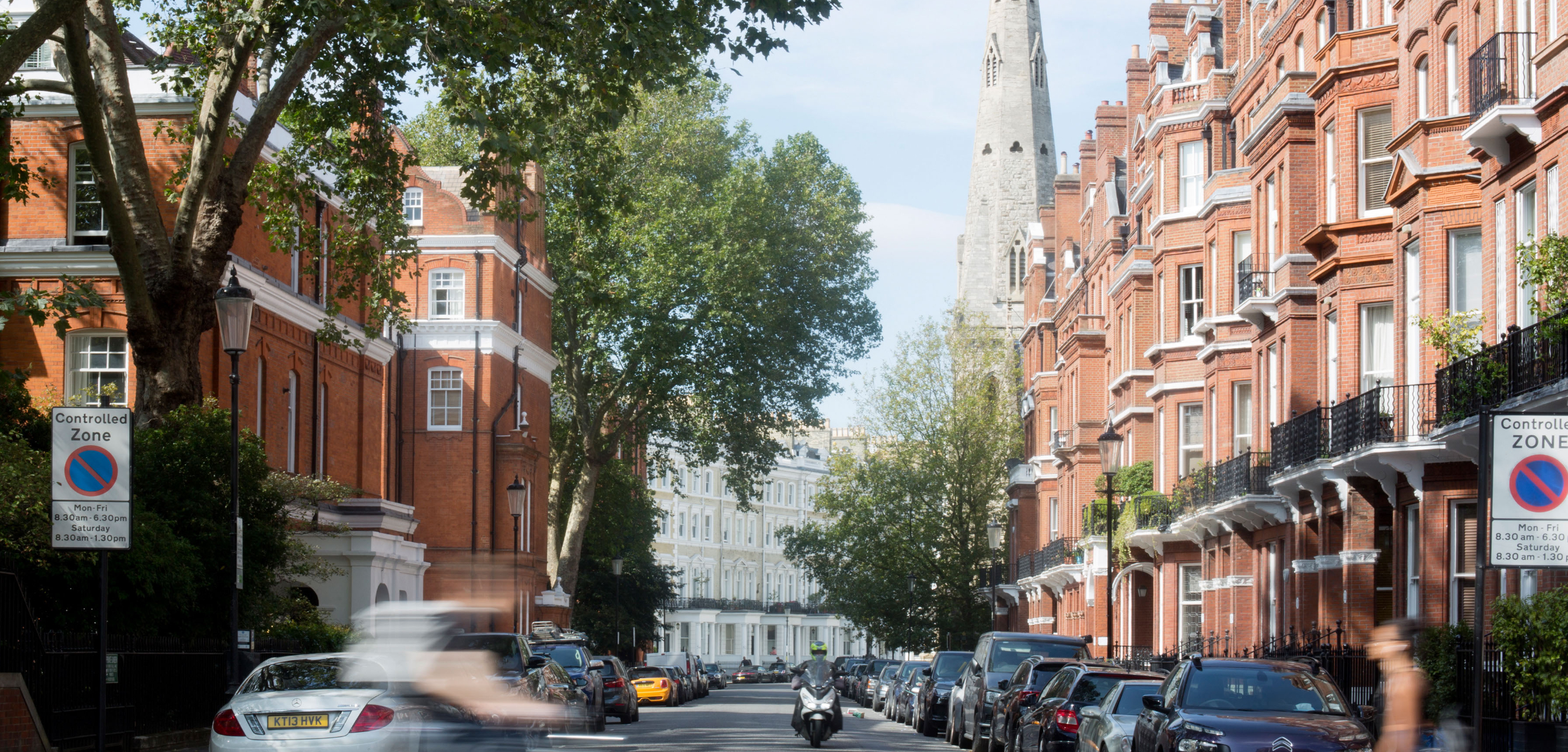 At Sloane Stanley, we know the must-visit hotspots to consider when visiting or living in Chelsea. Get in touch to find out more about our properties.